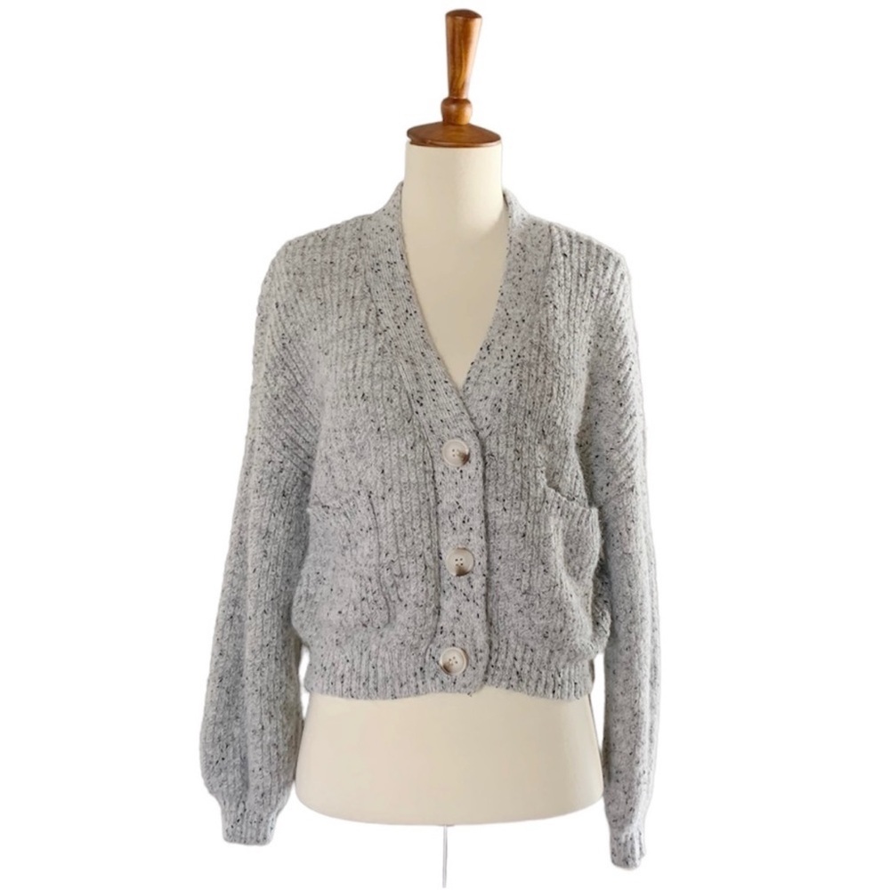 Gray Textured Knit Sweater. medium BB DAKOTA STEVE MADDEN